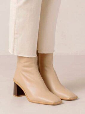 Alohas West Cape Heeled Ankle Boot